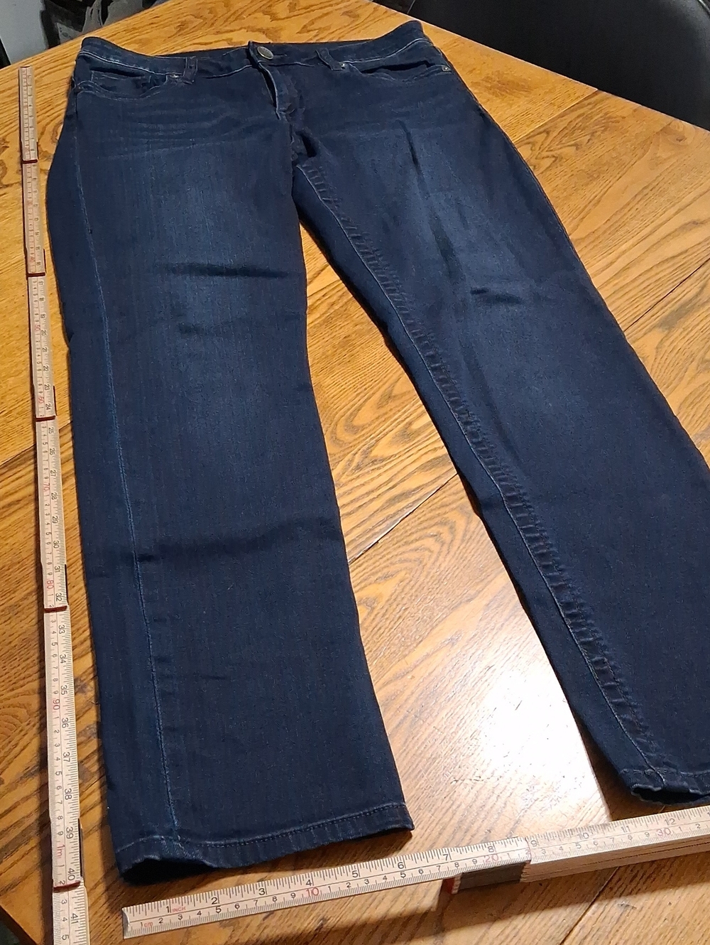 KUT FROM THE KLOTH Jeans Womens 10 BLUE STEVIE STRAIGHT LEGS Denim Pants  Used
